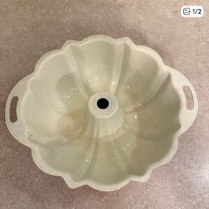 Cream and Red Bundt Cake Pan